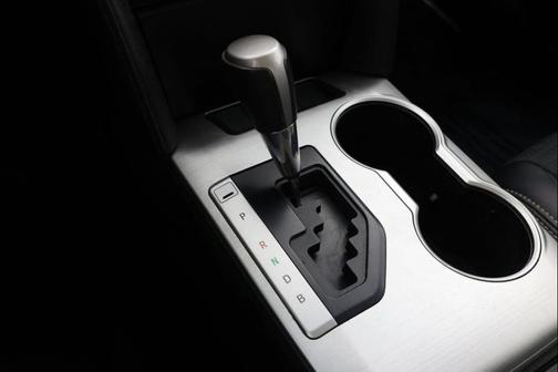 2014 Toyota Camry Hybrid SE Limited Edition