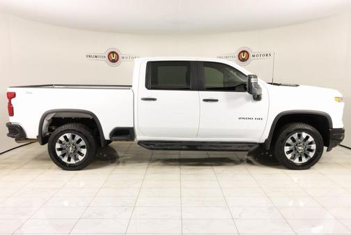 2024 Chevrolet Silverado 2500 Custom