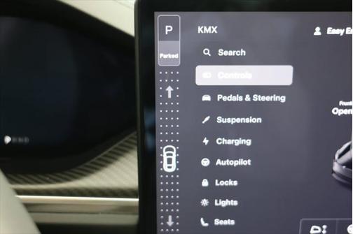 2024 Tesla Model S Plaid
