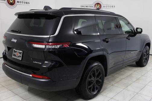 Diamond Black Crystal Pearlcoat 2022 Jeep Grand Cherokee L Limited