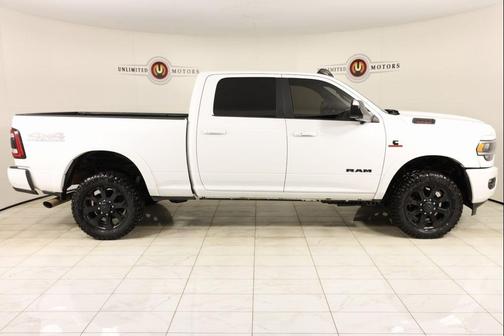2019 RAM 2500 Laramie Crew Cab 4x4 6'4' Box