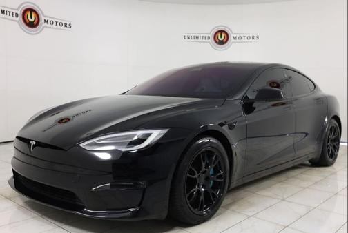 Solid Black 2021 Tesla Model S Plaid