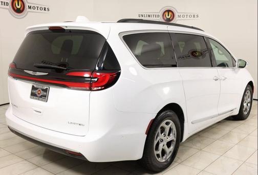 2022 Chrysler Pacifica Limited