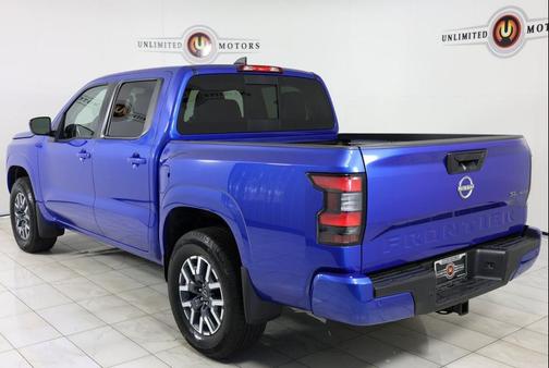 2024 Nissan Frontier SL