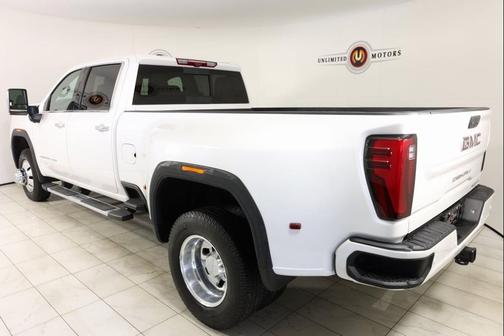 2024 GMC Sierra 3500 Denali