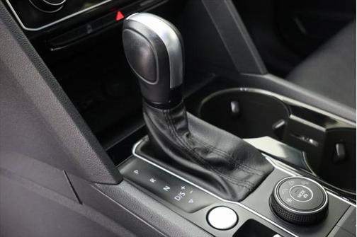 2020 Volkswagen Atlas Cross Sport 3.6L V6 SEL Premium R-Line