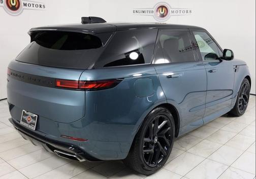2024 Land Rover Range Rover Sport SE