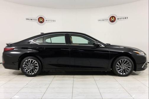 2024 Lexus ES 350 Luxury