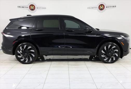 2024 Lincoln Nautilus Reserve