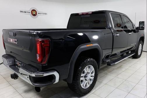 2023 GMC Sierra 2500 Denali