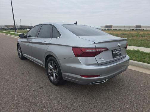 2021 Volkswagen Jetta 1.4T R-Line