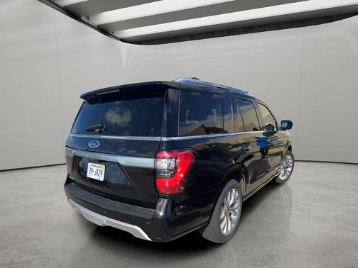 AGATE BLACK METALLIC 2019 Ford Expedition Platinum