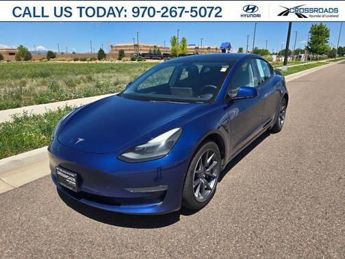 Deep Blue Metallic 2022 Tesla Model 3 Standard Range