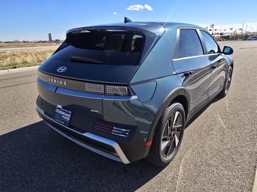 2026 Hyundai IONIQ 5 SE