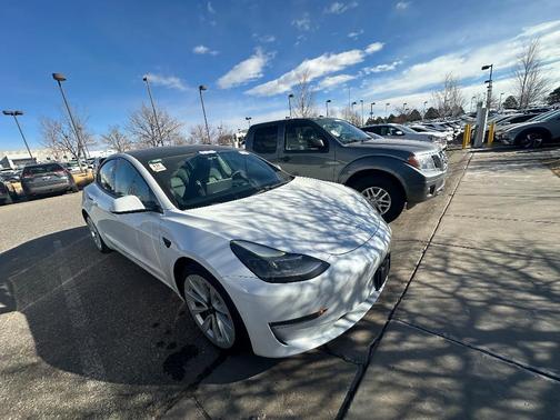 2021 Tesla Model 3 Standard Range Plus