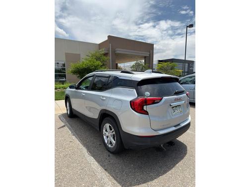 Quicksilver Metallic 2021 GMC Terrain SLE
