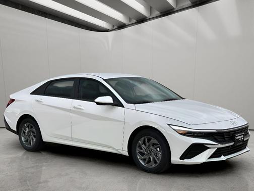 2025 Hyundai ELANTRA HEV Blue