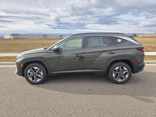 2026 Hyundai TUCSON SEL