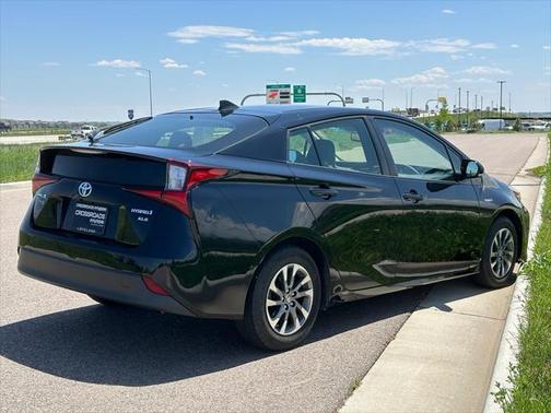 2019 Toyota Prius XLE