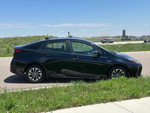 2019 Toyota Prius XLE