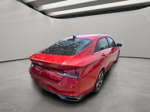 Calypso Red 2022 Hyundai ELANTRA SEL