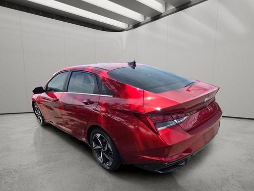 Calypso Red 2022 Hyundai ELANTRA SEL