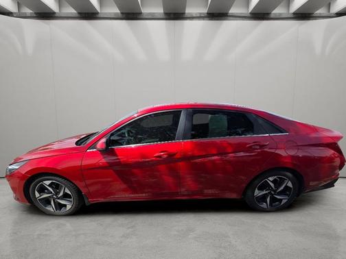 Calypso Red 2022 Hyundai ELANTRA SEL