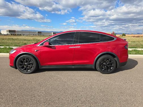 2018 Tesla Model X 75D