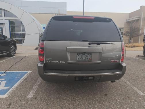 2011 GMC Yukon XL Denali