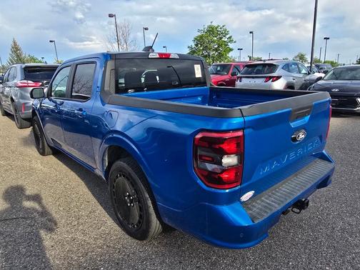 VELOCITY BLUE 2025 Ford Maverick Lobo Standard