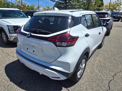 Fresh Powder 2023 Nissan Kicks S