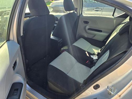 2013 Toyota Prius c Three