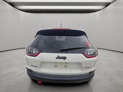 Pearl White Pearlcoat 2019 Jeep Cherokee Trailhawk