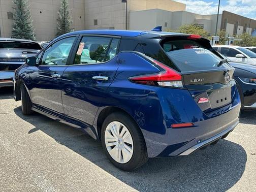 2025 Nissan Leaf S