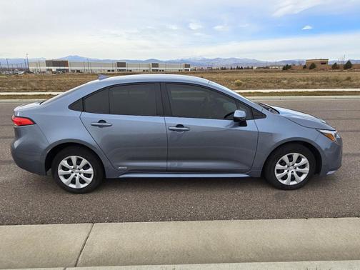2023 Toyota Corolla Hybrid LE
