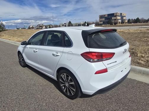 2018 Hyundai Elantra GT Base