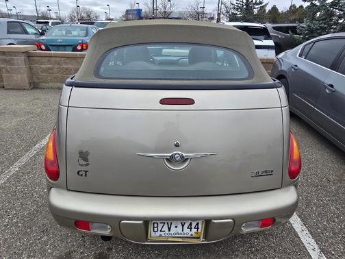 Lt Almond Pearl Met Clearcoat/Taupe Cloth Top 2005 Chrysler PT Cruiser GT