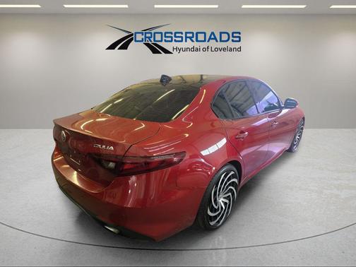 2017 Alfa Romeo Giulia Ti