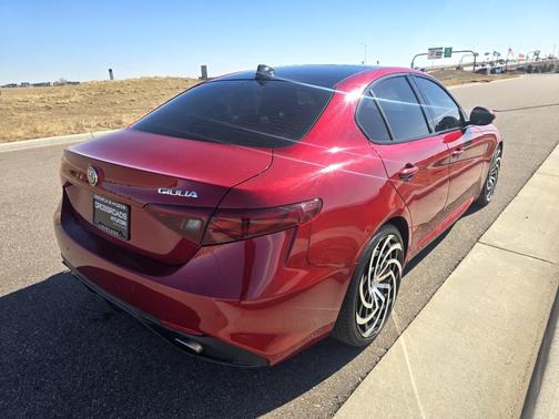 2017 Alfa Romeo Giulia Ti