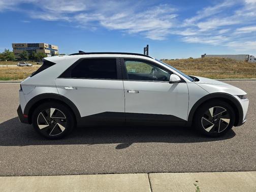 2025 Hyundai IONIQ 5 SEL