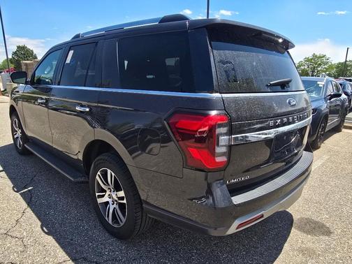 DARK MATTER PC 2024 Ford Expedition Limited