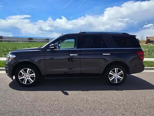 DARK MATTER PC 2024 Ford Expedition Limited