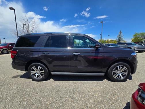 DARK MATTER PC 2024 Ford Expedition Limited