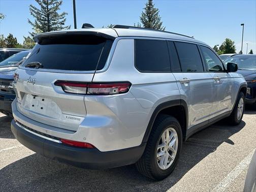 2021 Jeep Grand Cherokee L Laredo