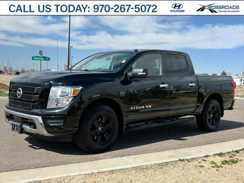 2020 Nissan Titan SV
