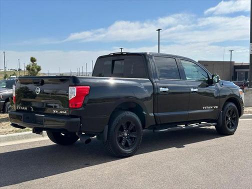 2020 Nissan Titan SV