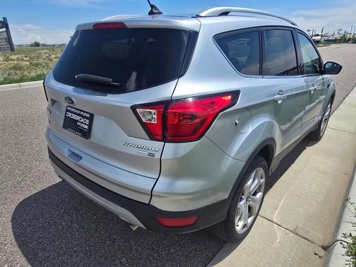 INGOT SILVER METALLIC 2019 Ford Escape Titanium