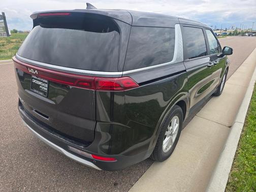 Pantera Metal 2022 Kia Carnival LX