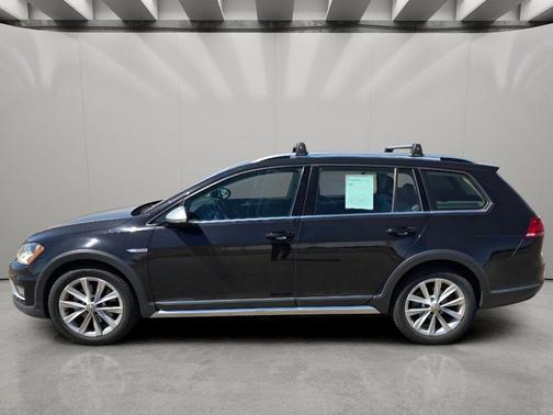 2017 Volkswagen Golf Alltrack TSI SE
