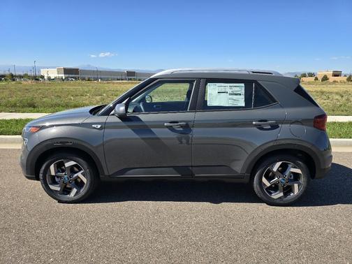 2025 Hyundai VENUE SEL